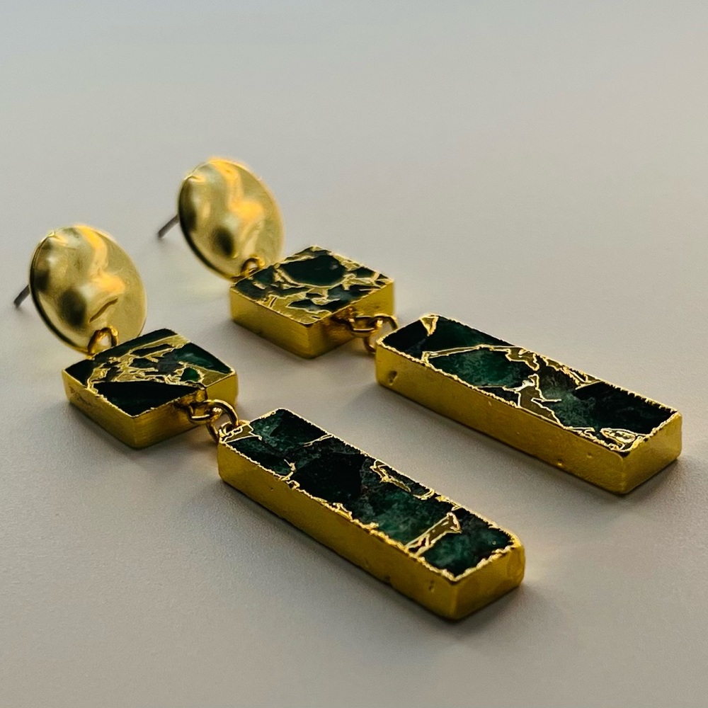 Green and Gold Stone Dangle Earrings - Picture 2 of 3